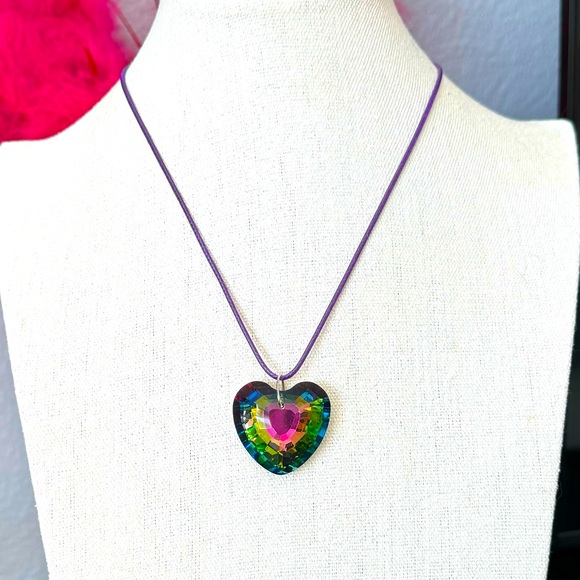 Vintage Crystal Glass Prism Rainbow Heart Necklace - Picture 2 of 11
